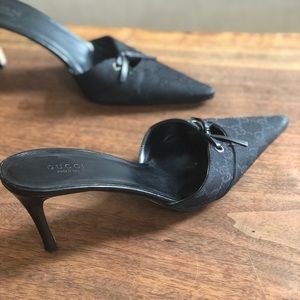 Gucci Mules GG black Monogram Canvas Pointed Heel